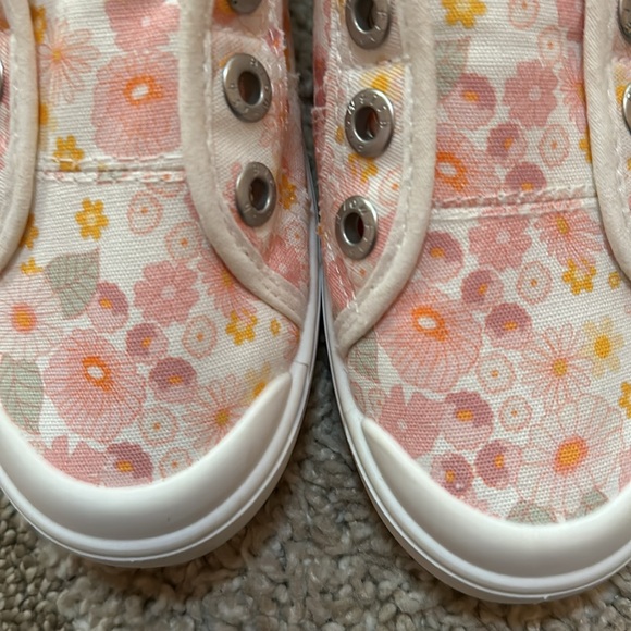 Blowfish Malibu kids size 1 slip on shoes NWOT - Picture 13 of 13